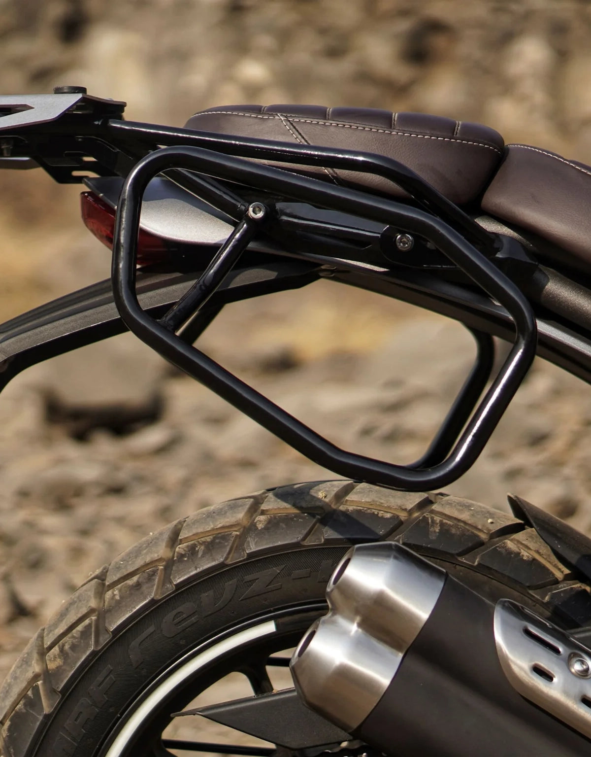 AutoEngina Saddle Stay for Triumph Scrambler 400 X