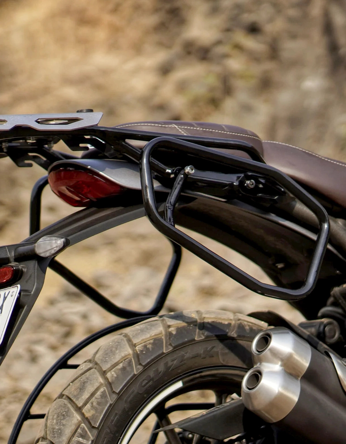 AutoEngina Saddle Stay for Triumph Scrambler 400 X
