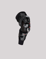 Leatt C-Frame Pro Carbon Knee Brace