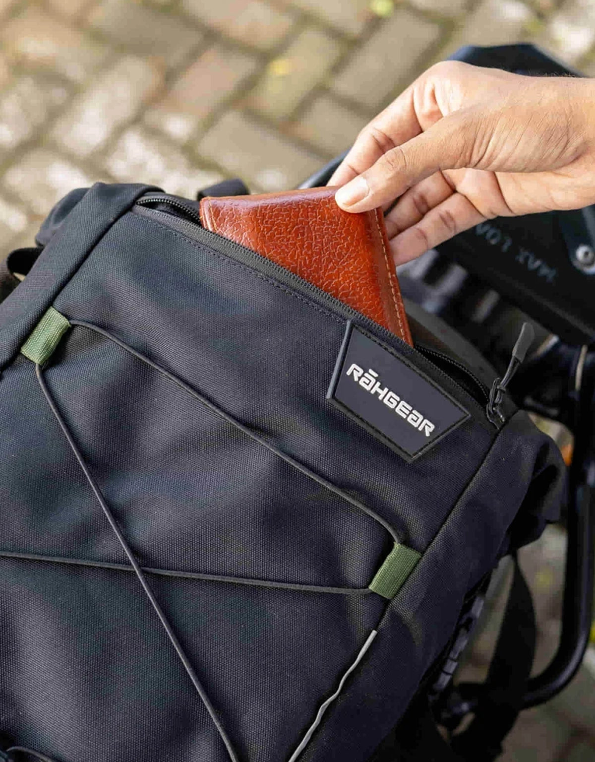 Rahgear Unrack Getaway 30L