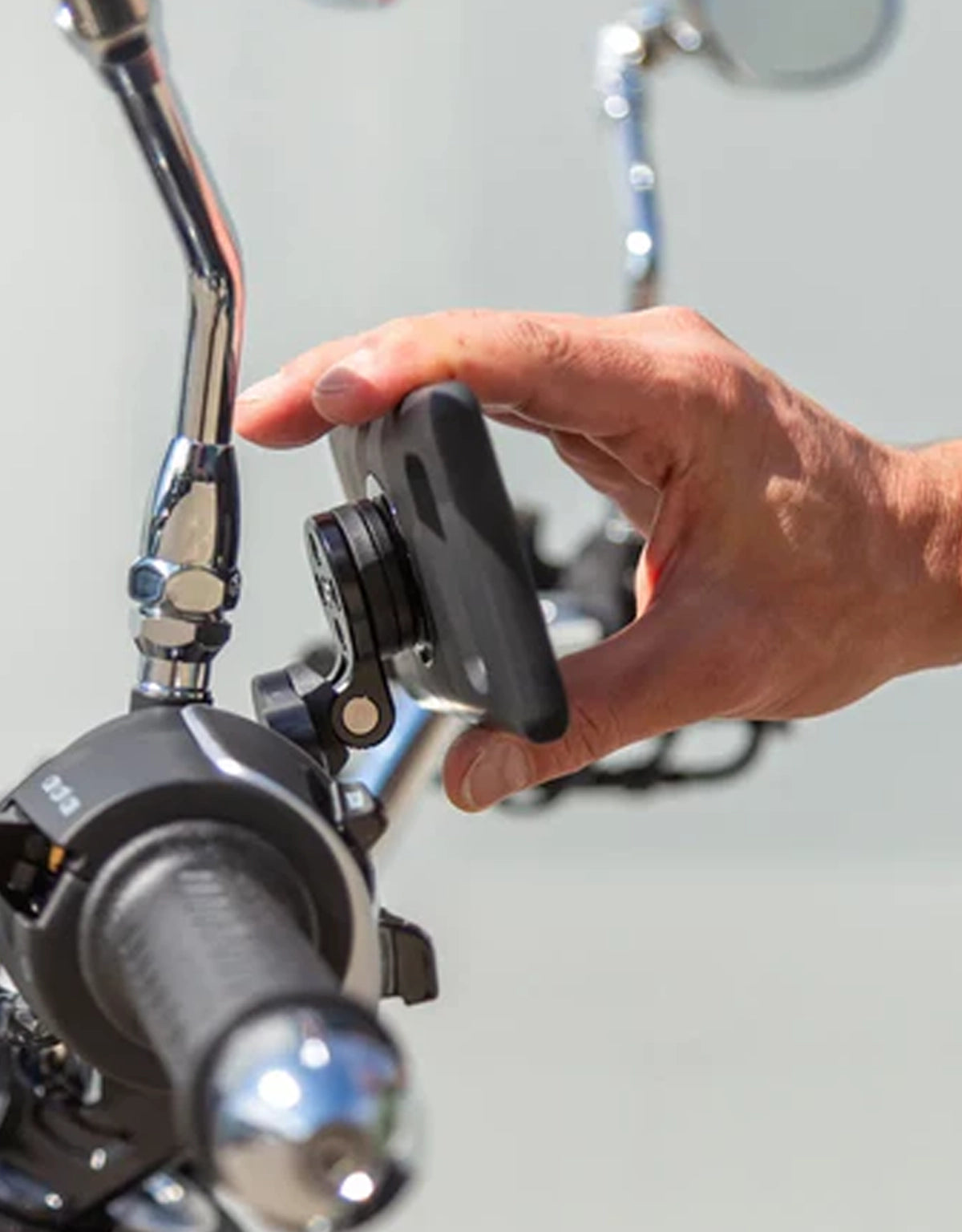 SPConnect Clutch Mount Pro