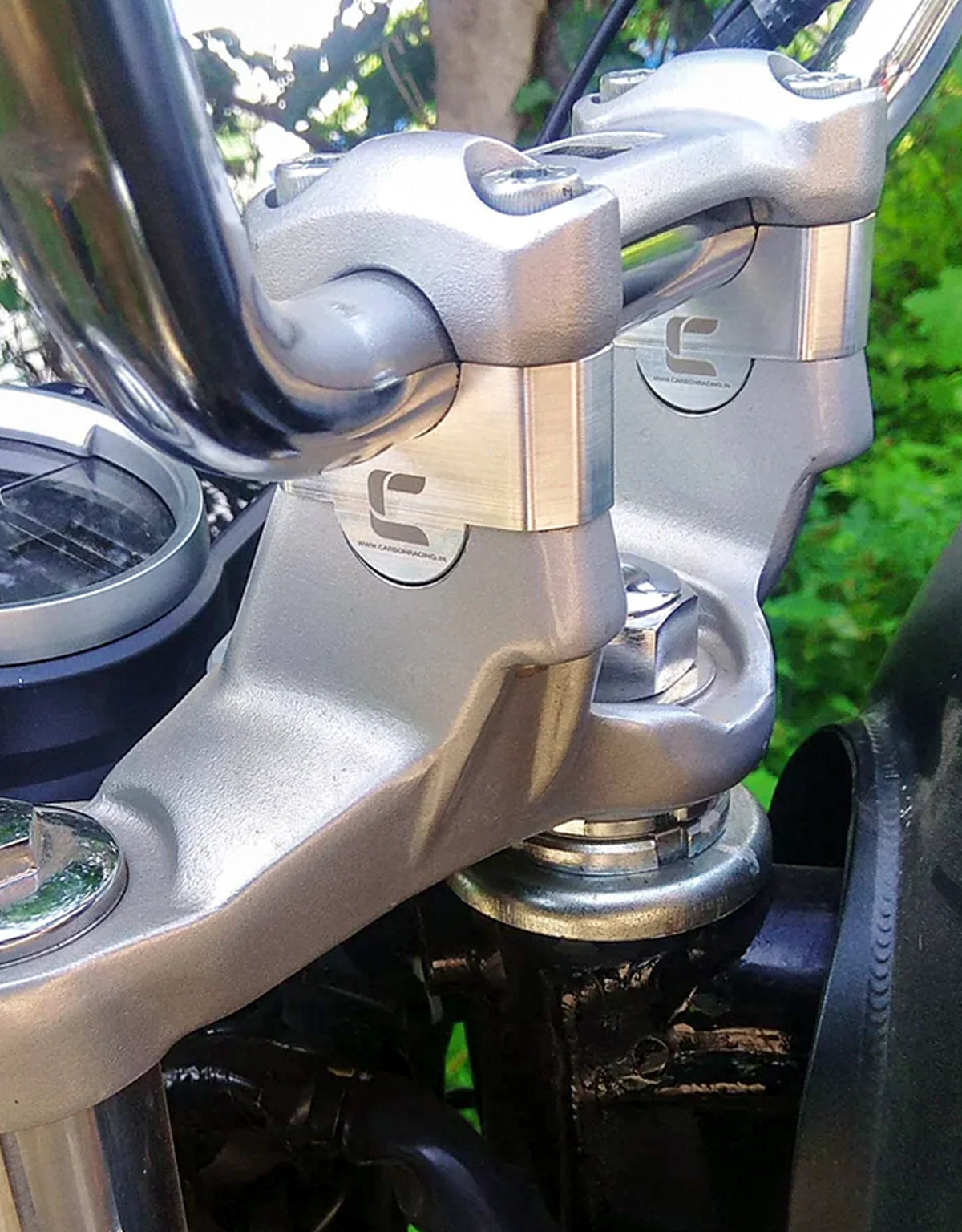 Carbon Racing Honda CB350 Straight Handlebar Risers 28mm